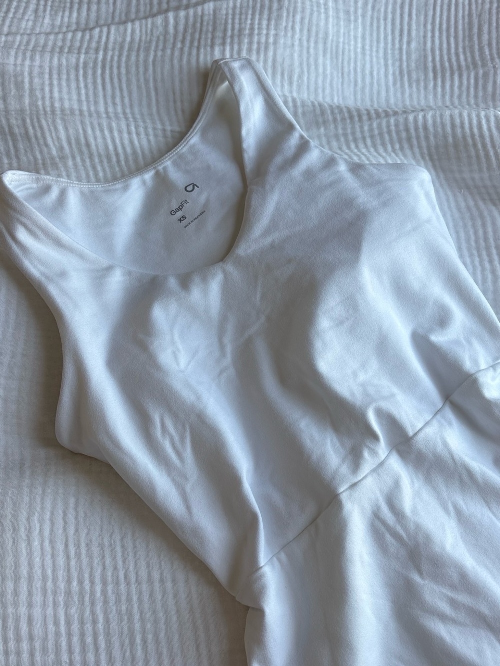 GAP White Scoop Neck tennis dress